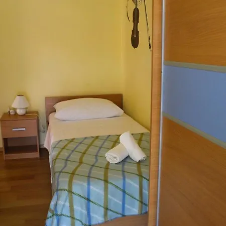 Apartament Tina